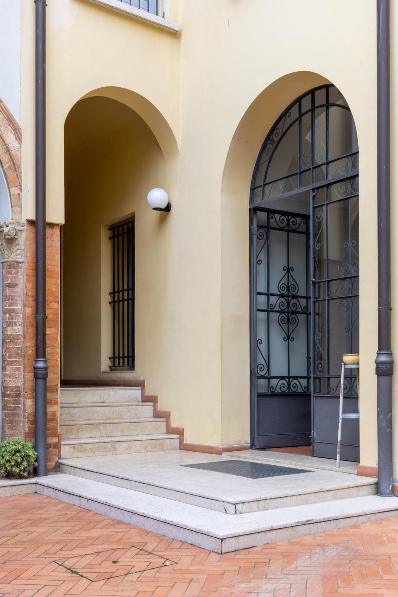 Apartament Casa Petrucci Centro Storico Forlì Zewnętrze zdjęcie